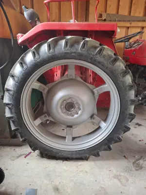 Kompletträder Massey Ferguson 135