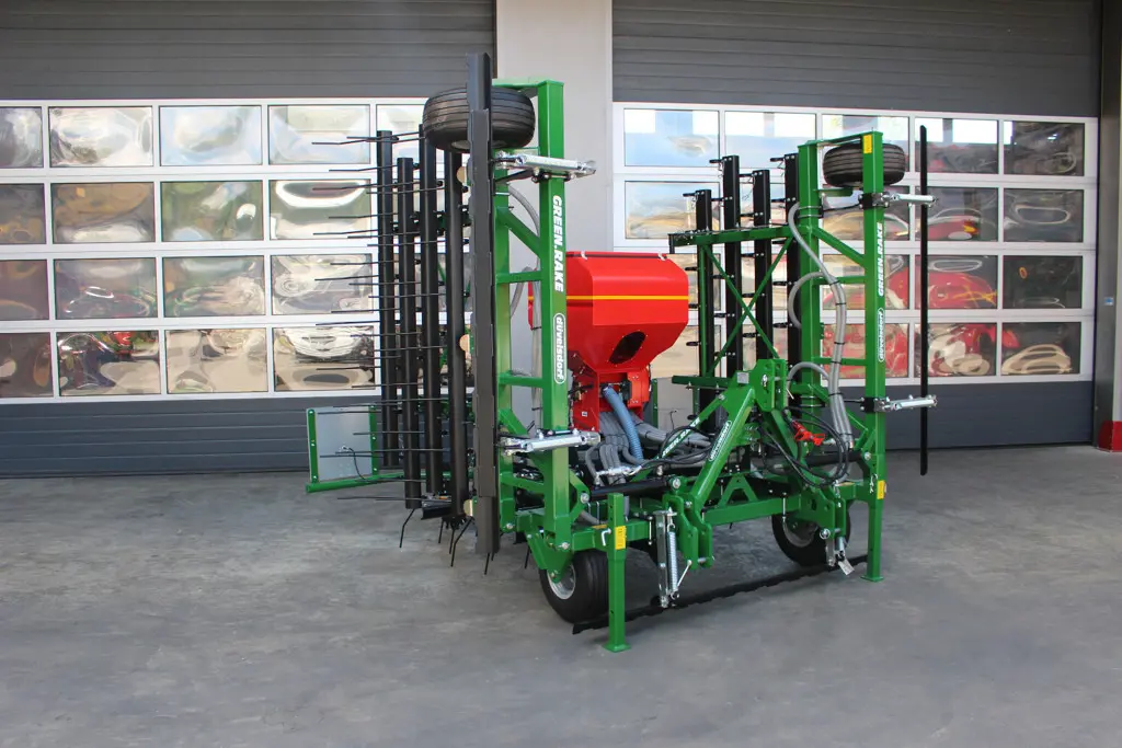 5c684052-48e3-4e74-b482-1ff3a5072b8c-Green.Rake_pro_6m_Krummenacher (3).jpg
