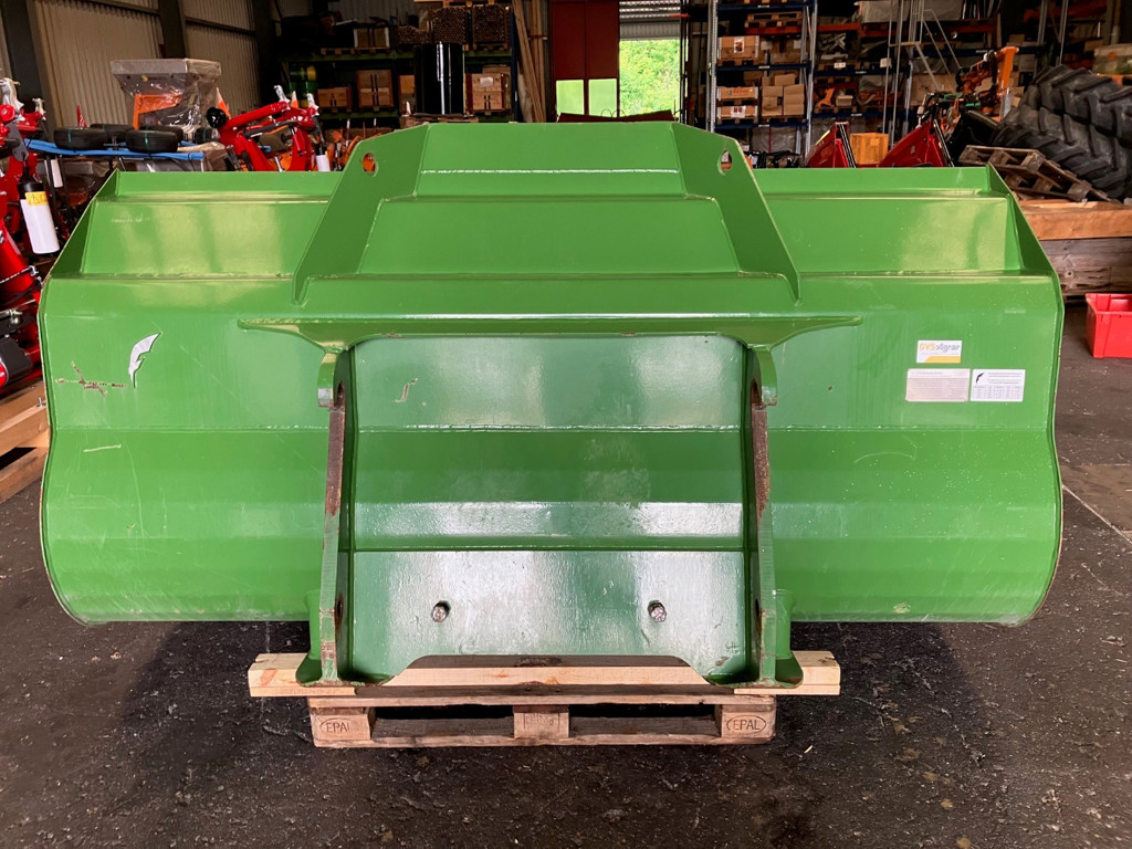 759ccbf8-0951-4de7-9f81-317895fbbe8e-Schaufel 2.jpg