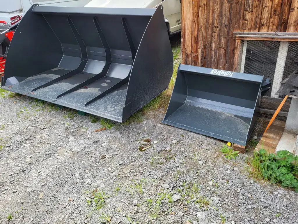 XXL Volumenschaufel 1.6 bis 2.4m