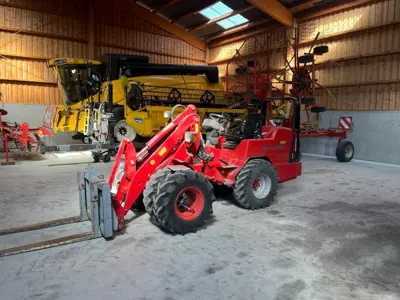 Schäffer 3046 Hoflader Euro 8