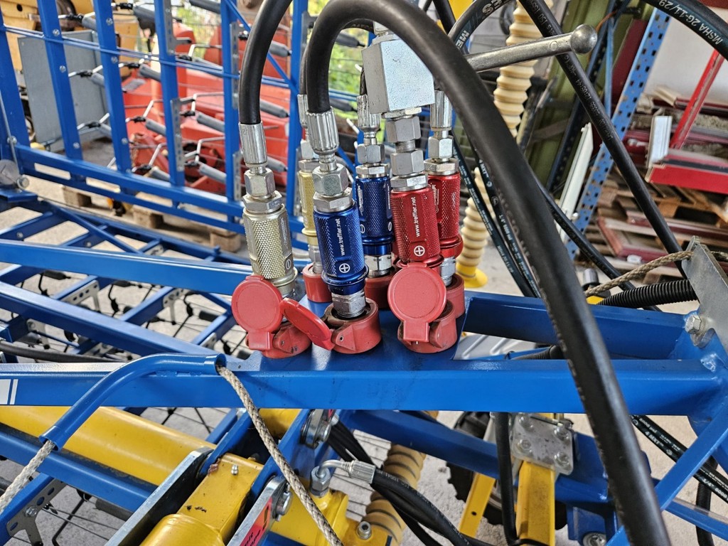 4060cd1f-c3a3-43a4-aed2-c6c2810f636f-WhatsApp Bild 2025-10-09 um 07.jpg