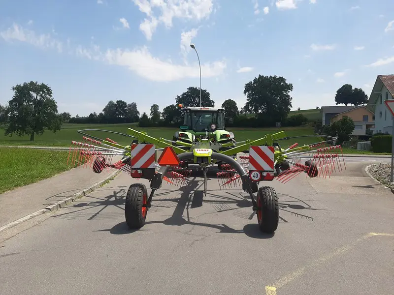 Kreiselschwader CLAAS Liner 2700 Trend