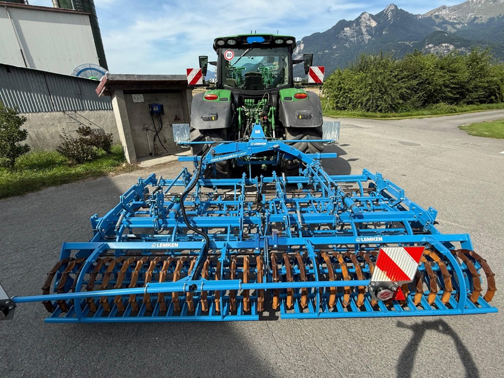 5628f56d-c2e2-4021-893d-9e8032eecf44-Lemken System-Kompaktor 400GAM (6).jpg