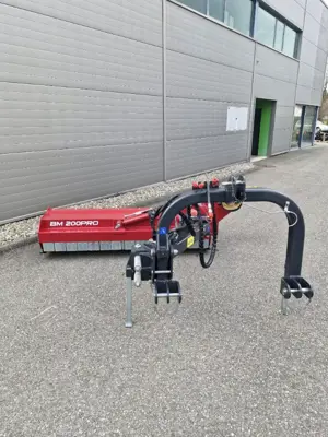 ACTION SPECIALE Broyeur d'accotement FPM 200 PRO