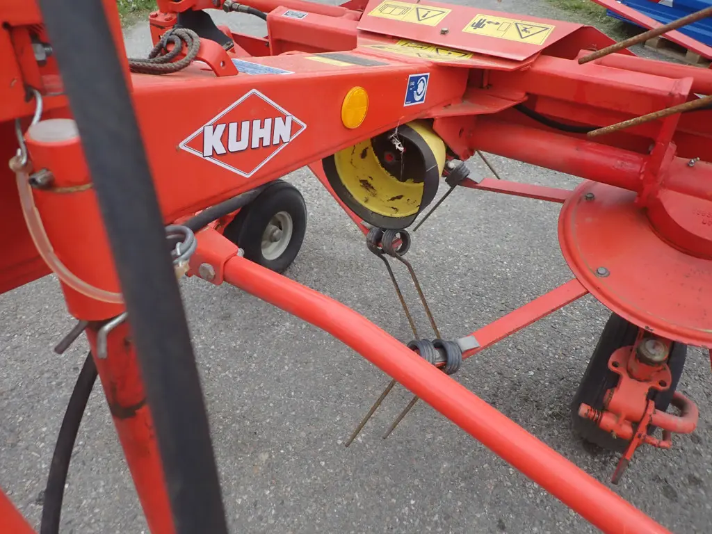 1b4a4725-5cbd-4159-89b8-5038f41b422b-Kuhn 5001 bei H Z (9).jpg