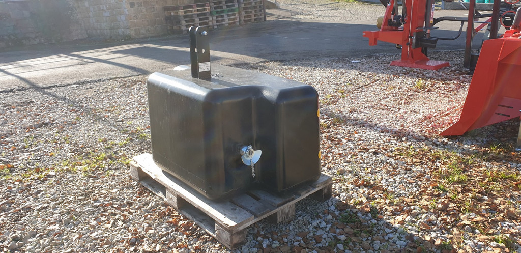 5cecc564-9554-4a1f-953f-a1cb4e199d12-Düvelsdorf contre-poids 1050 (8).jpg