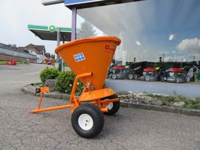 Gamberini Salzstreuer und Splittstreuer CL 200 mit Bodenantrieb