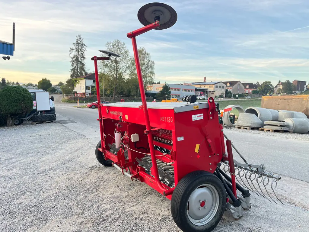 e8c584e7-cea1-4cc7-967f-a8d353555a96-37027 Kongskilde Sämaschine Drill Nordsten NS 1130 (4).jpg