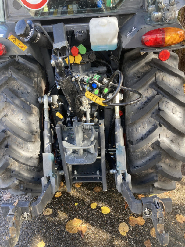 b830d7cd-f953-4b03-82da-747781feea3b-Kubota M5 - 082 hinten.jpg