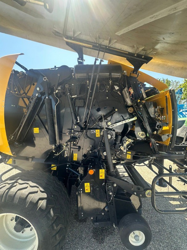 b4bd7794-411c-4d33-bfb9-b731b0eb81b4-NH RollBelt 150 (7).jpg