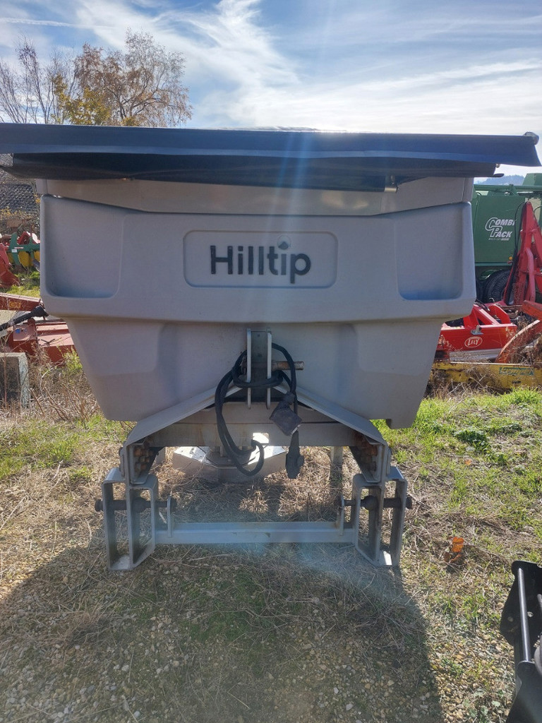 cd6da335-76ac-4648-b3b0-d1b1d53685b3-Hilltip Top (2).jpg