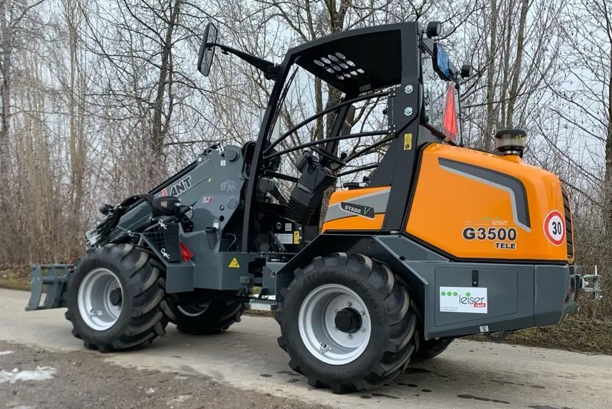 6232094e-5e4a-4079-8609-4cfa9ef5f179-Leiserag-Giant-G3500 Tele 1.jpg