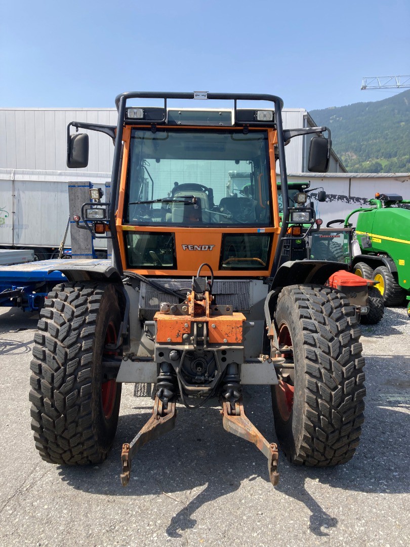 4eb4e18e-c134-4fc9-be90-55b786d45f0e-IMG_4939 1.jpg