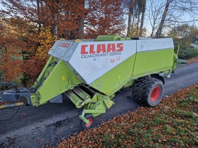 CLAAS Quadrant 2200 RC