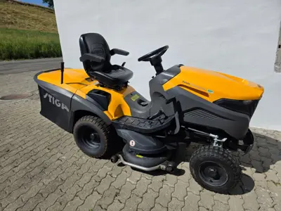 STIGA Aufsitzmäher / Rasentraktor Estate Pro 9102 XWS