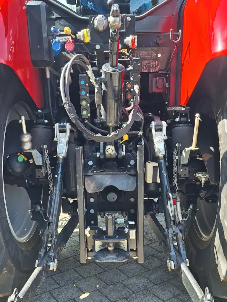 594b1cf3-1212-4edd-b2bc-897cc3172c25-Maxxum_hh.jpg