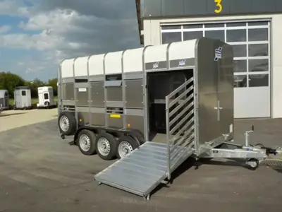 Neuf : Bétaillère TA 510 G14 3 essieux - Ifor Williams