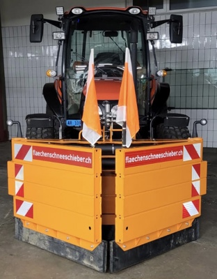 Schneepflug  Flächenschneeschieber Winterdienst