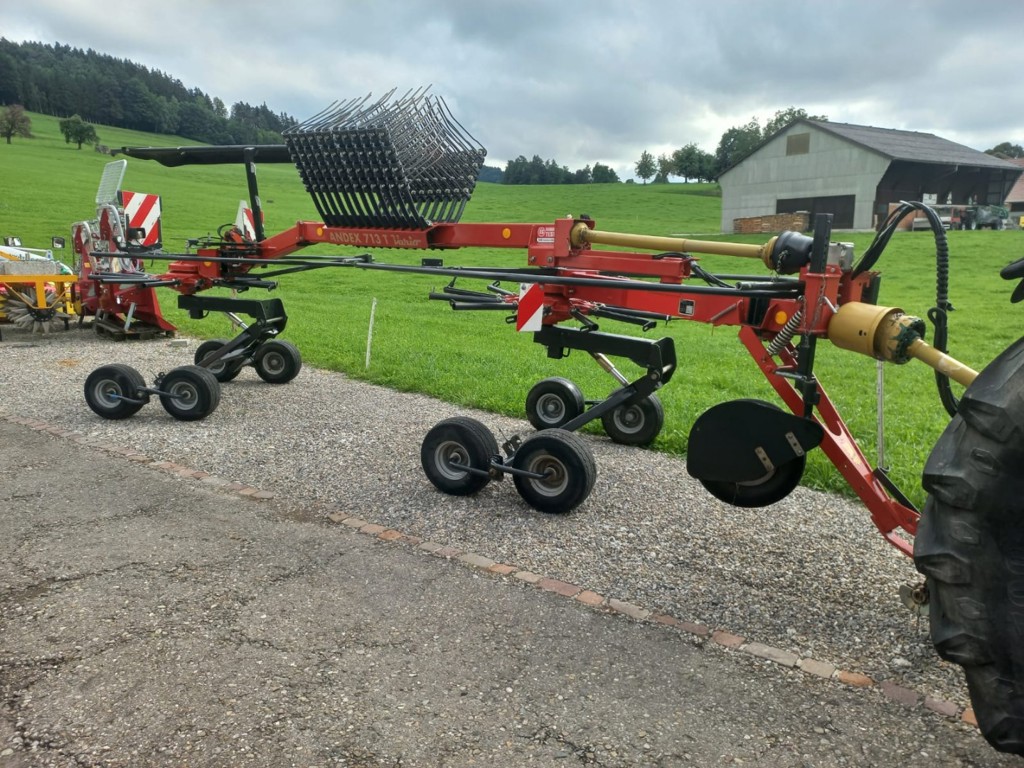 Doppelschwader, Seitenschwader Vicon Andex 713