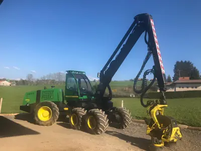 Harvester John Deere 1270D