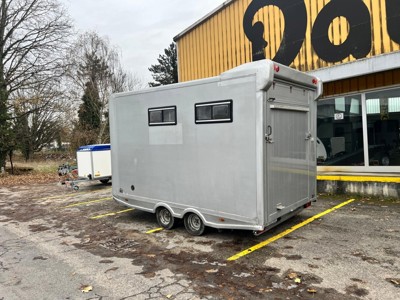 Pferdetransportanhänger Steinsberger mit Wohnab.