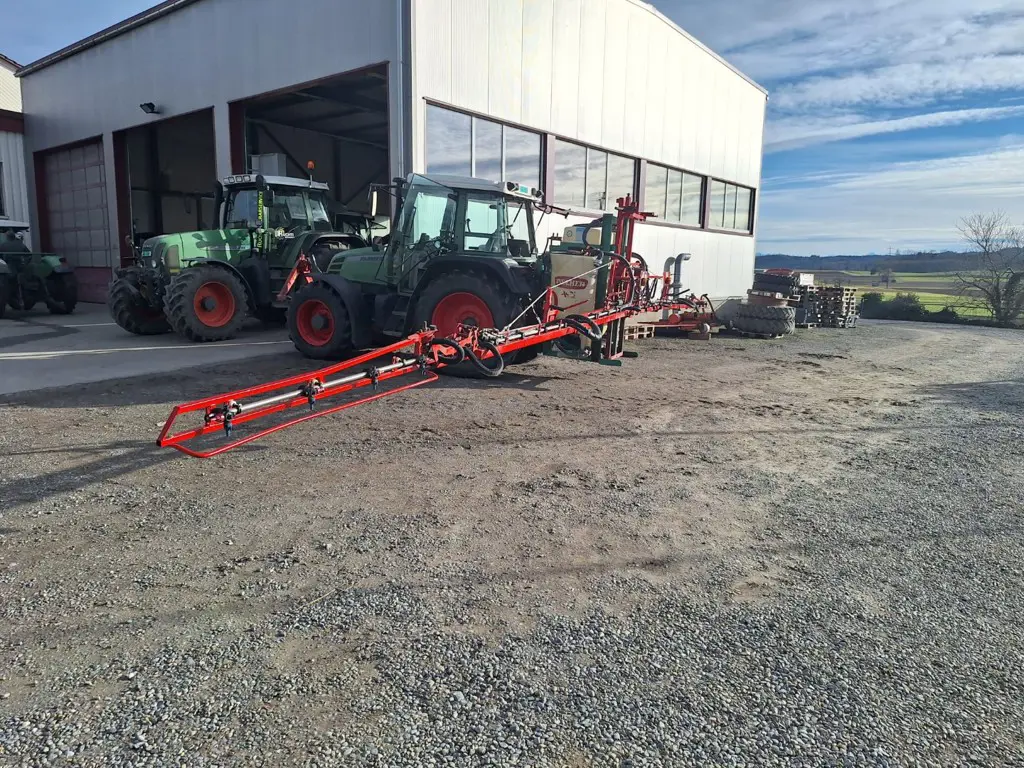 51d96e57-1c1a-4b5b-a76b-7e7a0c89728a-WhatsApp Image 2026-02-17 at 16.jpg