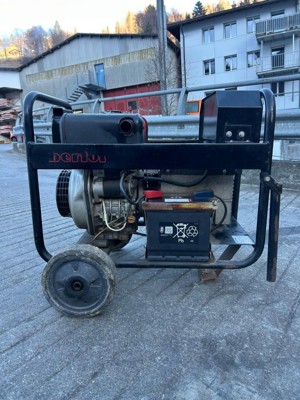 Stromerzeuger Generator  400v Bertilo