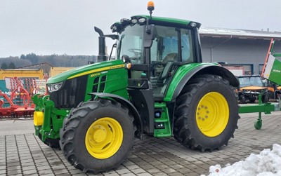 John Deere 6100M Demo