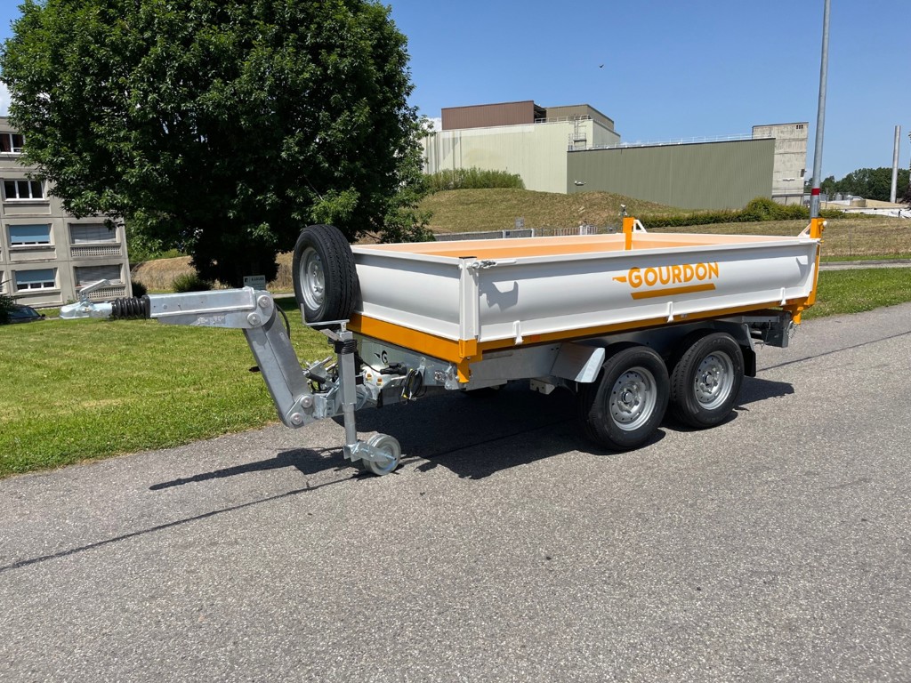 30b040bf-99a2-4925-97cb-b861475a727b-RB35 2.png