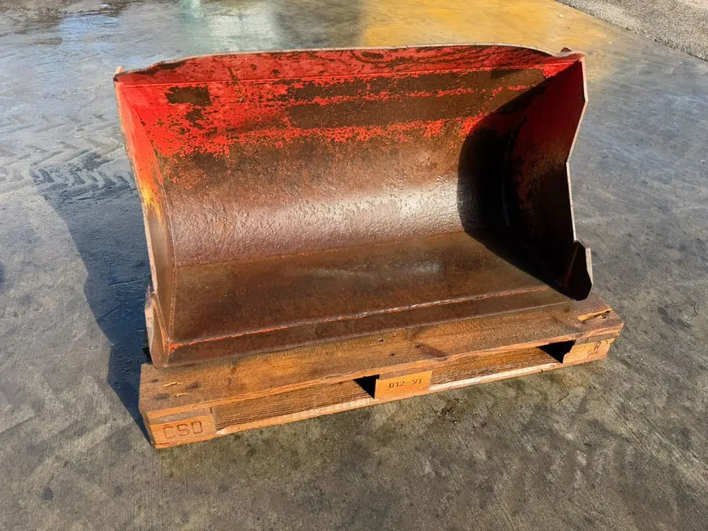 aeb06145-032f-4913-a277-48260d1f1b9e-Schaufel rot_Weidemann hydraulisch (4).jpg