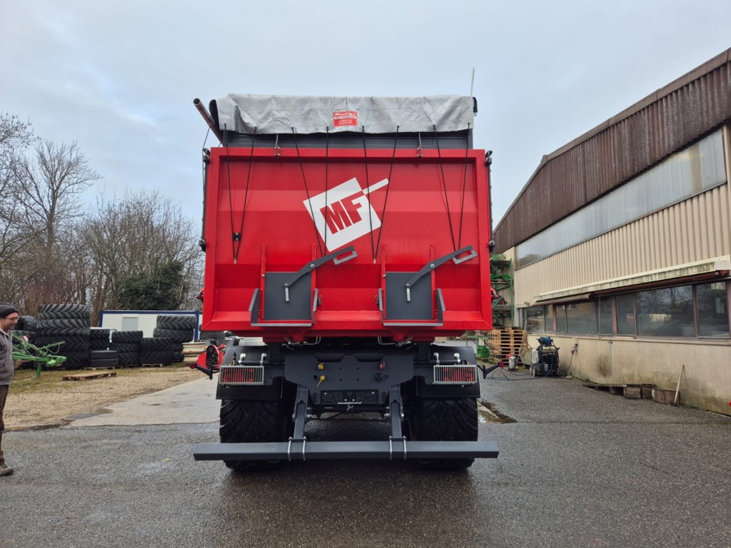 deccfb53-ea26-4472-9f81-920c726f0d69-WhatsApp Image 2025-01-22 à 20.png