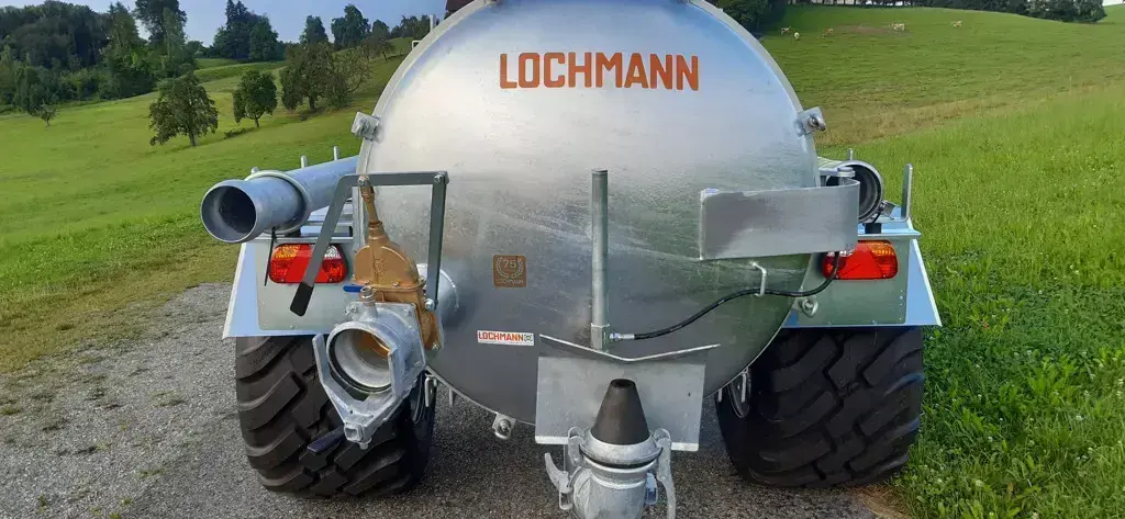 7acb0d0b-aa6e-41fc-8a5f-230c32cc1221-Lochmann Jauchefass ohne Schleppschlauch 3.jpg