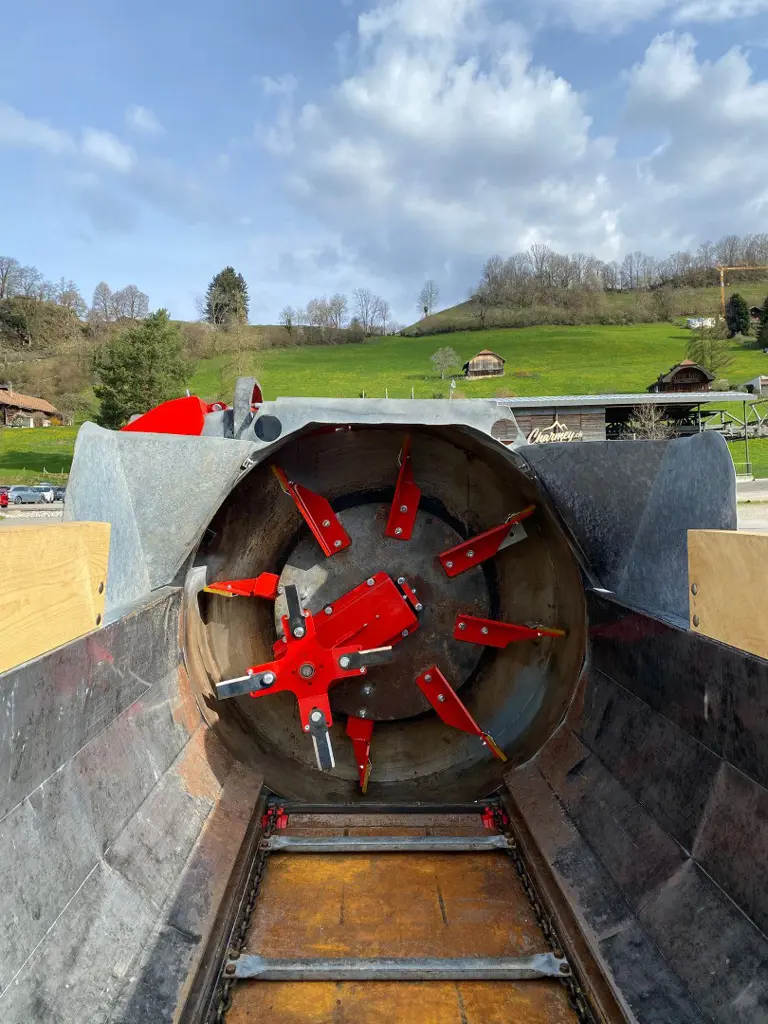 a920357b-de57-4f4a-9982-05146ab1dd04-WhatsApp Image 2026-04-10 at 11.01.12 (5).jpg