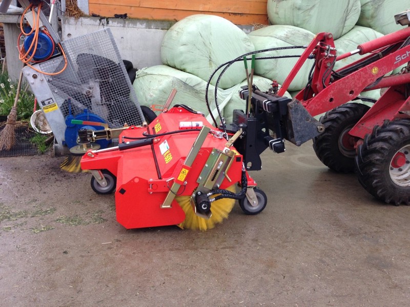 3074a12f-c073-454e-aa64-69f69cd8b264-K600 an Weidemann.jpg