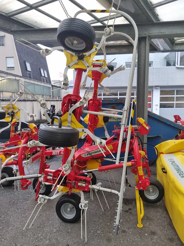 Kreiselheuer Pöttinger Hit 6.61