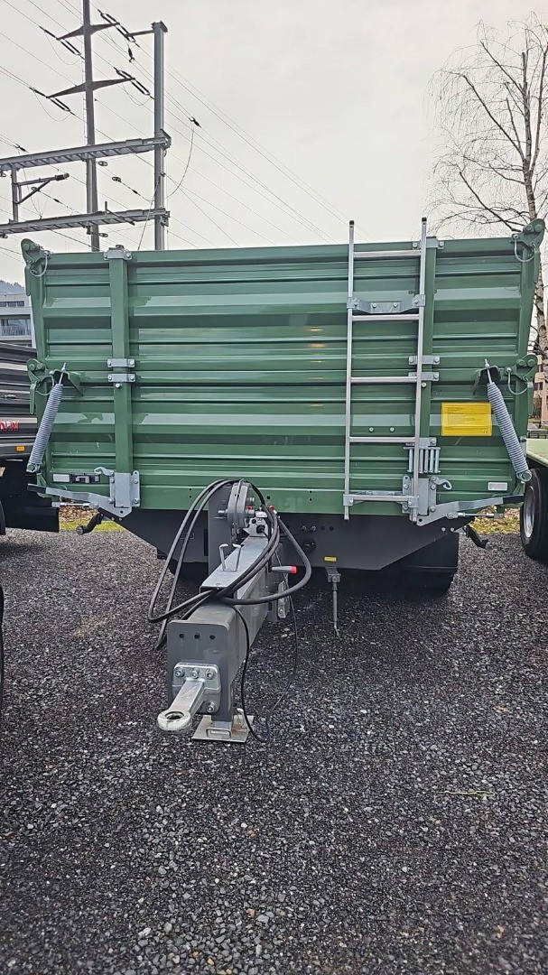 a0cbd741-4f47-4d83-a5cf-5c9361867d35-PHOTO-2025-11-28-10-04-51 (2).jpg