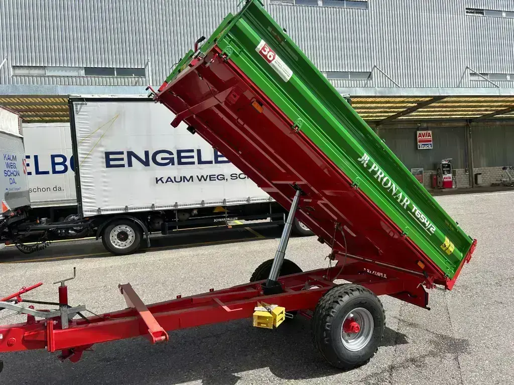 1-Achskipper, Typ kompakt, neu, Auflaufbremse