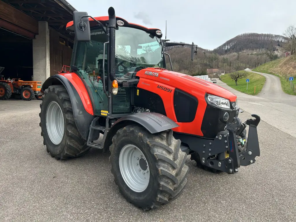 Traktor Kubota M5091 DTHQ