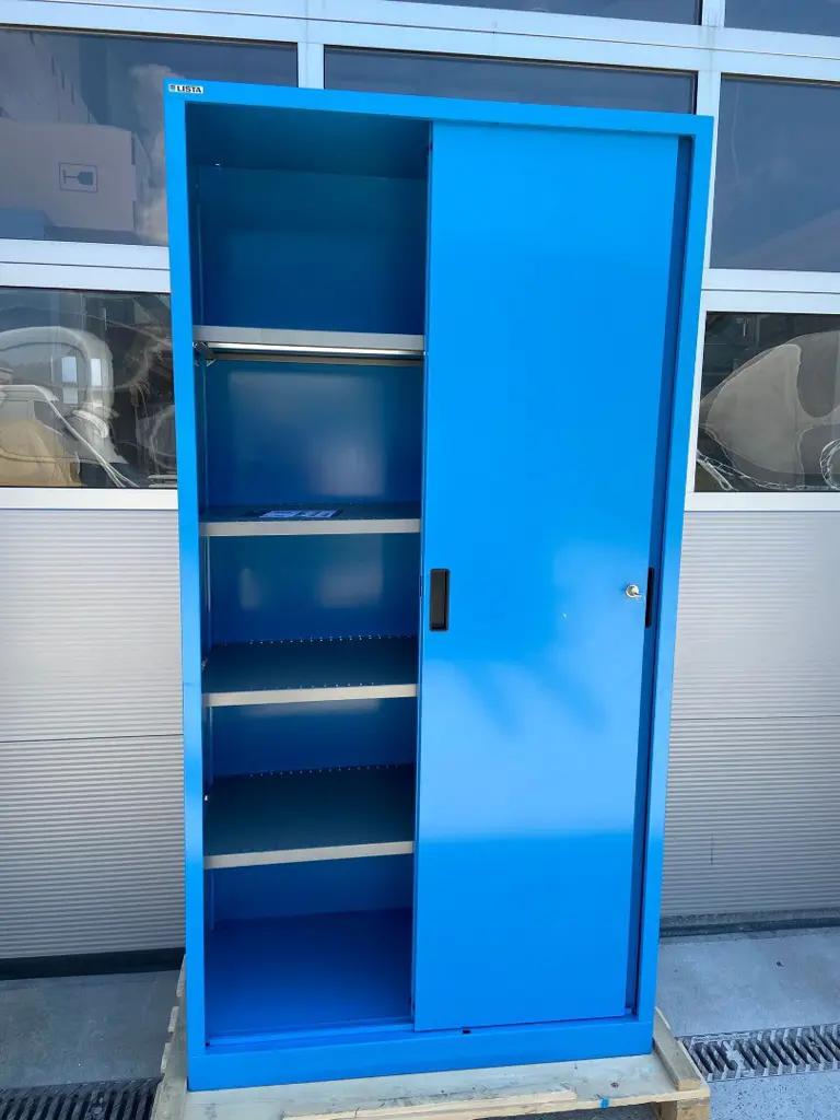 adf0d4fe-74ce-469b-987e-c1aa02abfebc-02_Lista Metallschrank_04.jpg