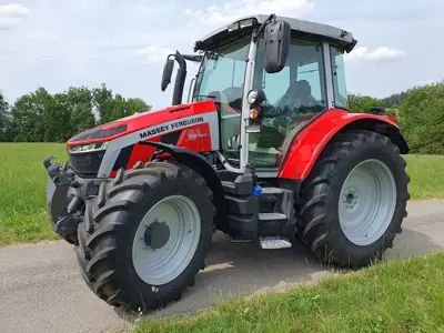 Massey Ferguson 5S. 145 EX D6 mit Top Ausstattung