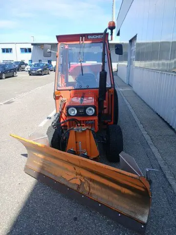 4082f290-4d13-4110-bea0-c44e7982a99e-Ansicht v vorne.jpg
