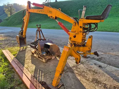 Mistkran Heckbagger Bazzoli B6S inkl Gelenkwelle