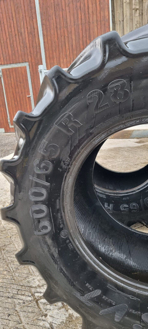 5cc84d40-1366-4c29-81c2-f44b1e9ba7bd-WhatsApp Image 2025-07-08 à 12.jpg