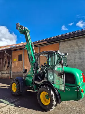 Hoflader Weidemann T 2070