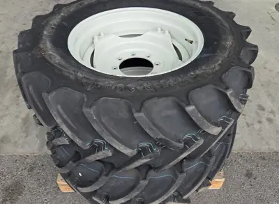 1 Paar Rad kpl. Mitas 480/65R28