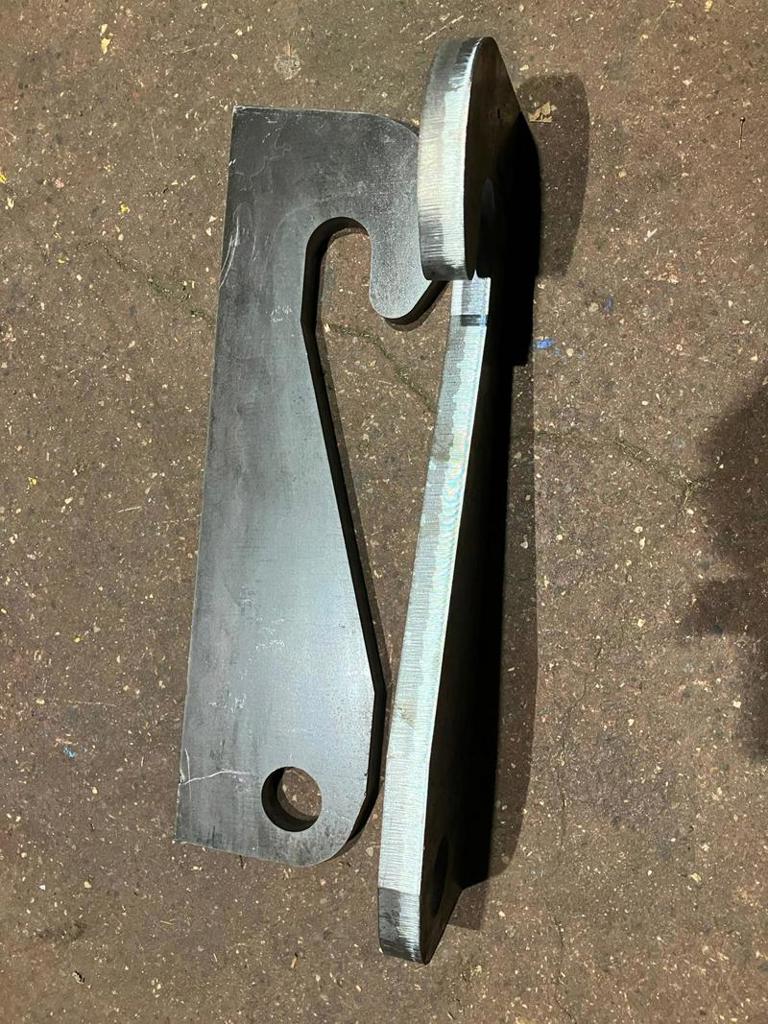 50ec647b-776e-4535-a990-919066db8c6e-Anschweisshaken Weidemann 1.jpg