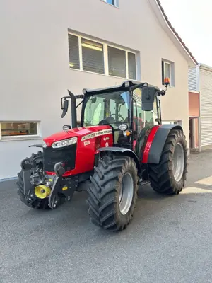 Massey Ferguson 4710 M