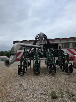 M.O.M Strip-Till mit Gülleinjektion oder Dünger