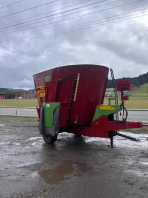 Futtermischwagen Strautmann Verti Mix 1050